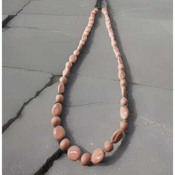 Pale Pink Rotating Sphere And Oval On White String Necklace 25” Vintage - Picture 1 of 12